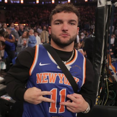 TheDeGroat's profile picture. 