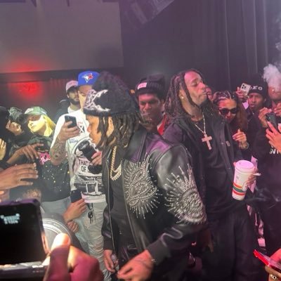 Oceanziwnl's profile picture. him