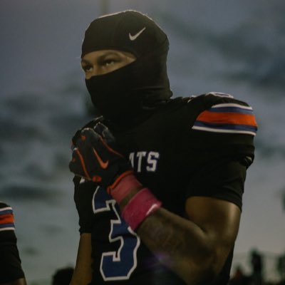 shavane_jr's profile picture. God first ✝️ | GPA 3.2 | C/O 2026 | 3⭐️ | Willam Penn high school | head coach @RussellStoner24 | phone~717-650-0415  | Committed- @Cusefootball |