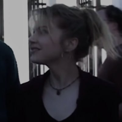 wexlersdaryl's profile picture. always thinking about daryl dixon and kim wexler