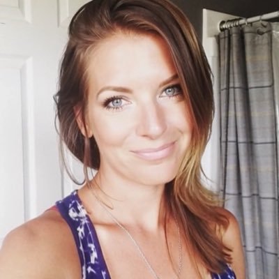 PoliticalStacy's profile picture. USN04(retired) Happily married mother of three. MAGA is back! Free blocks with every DM.