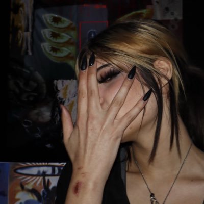 salviakiss's profile picture. 20 // hypocrite