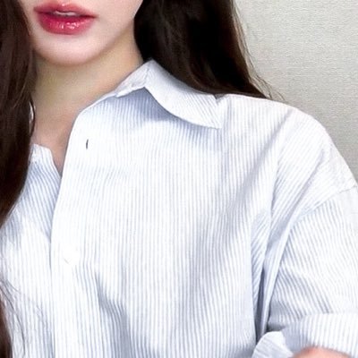 toikoxip's profile picture. 𝐨 𝐬𝐰𝐞𝐚𝐫 𝐧𝐨𝐭 𝐛𝐲 𝐭𝐡𝐞 𝐦𝐨𝐨𝐧