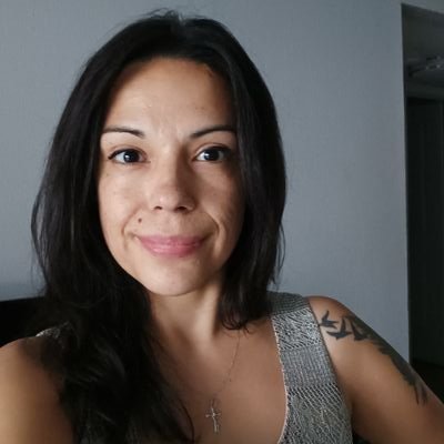 rivas_e's profile picture. I'm a lovely Chicagoan who loves politics, arts, smarts, laughs, and thoughts.