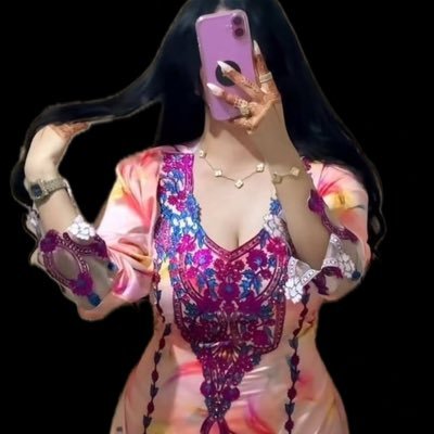raghaad1001's profile picture. ميول أنثوي 🔥