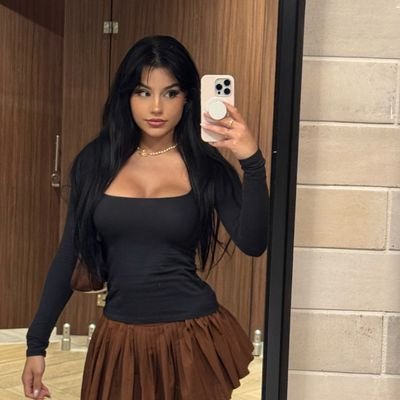 hannahjodaily's profile picture. Follow the real @whoahannahjo

This is just a fan page dedicated to posting Hannah Jo😎