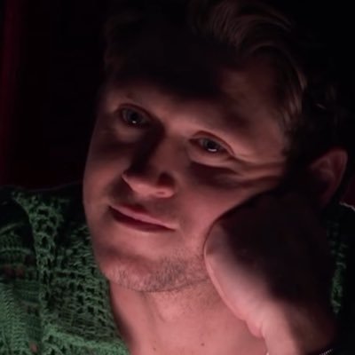 niallsgal18's profile picture. Colon cancer survivor, 911 dispatcher who loves Star Wars, 1D and is a bit nerdy for a big girl ๐จ๐ฎโIf the whole world was watching Iโd still dance with youโ