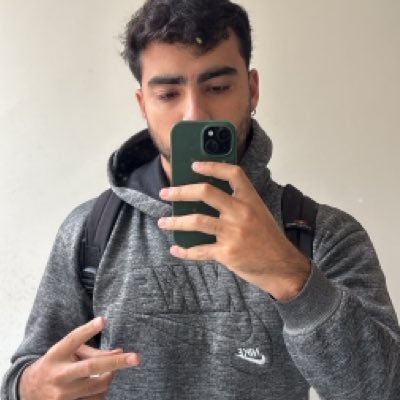 edwardkkkkkkkk's profile picture. apaixonado pelo meu namorado por cerveja e pela minha filha princesa e tb tô na fase demo do jogo engenharia elétrica