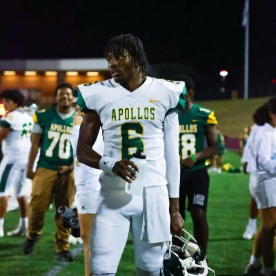 DaandraW's profile picture. Sharpstown High school ‘26 | QB | 6’2 180 lbs | 4.33 GPA | 4.54 40
