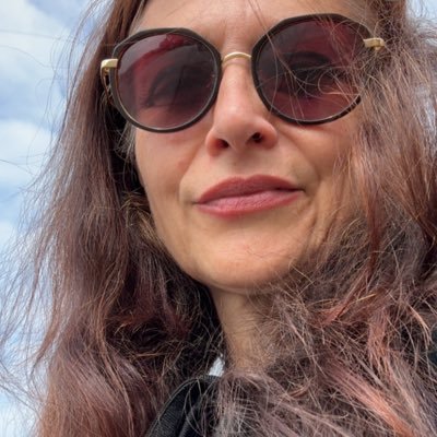 AlbenaJMoodCont's profile picture. human irl,H-E art