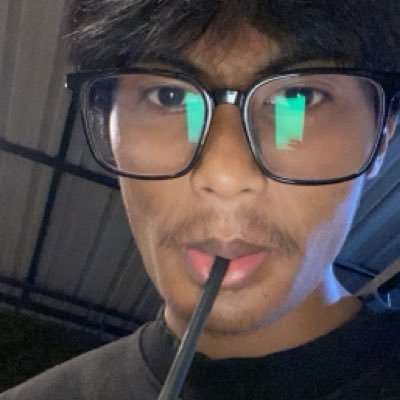 tragicphony's profile picture. 