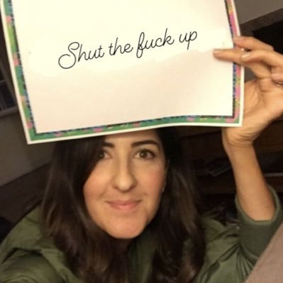 mia_burnerrr's profile picture. 💋💋