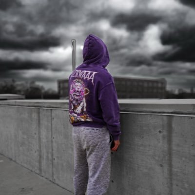 vZiyaaa's profile picture. ✞ | Inspire Others | variety streamer | #ALTSZN 👀 | @AonaranShop @GoBlacklyte | 📧 vziyaaa@gmail.com