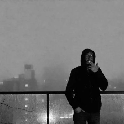 EseWalch's profile picture. Fabricante de dudas, domador de paradojas y contrabandista de ideas.