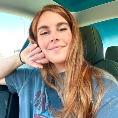 asabetyyy's profile picture. 🇦🇷 Candela Rebot | Award winning Broadcast & XR Producer 🏆 VP of Production @thunder_inc | 🐱 stuff for @sparkdstudiosla 🎥