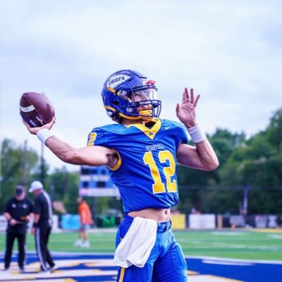 MaxHarland11's profile picture. berryhill ‘27 6-2 QB #12 maxharland11@gmail.com                        https://t.co/tNch90j7B2