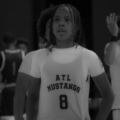 KjMurphyy7's profile picture. #athlete insta:kjwitdashifts7 | Kj Murphy c/o 2030 🏀🎓 5’7 combo guard⛹🏾‍♂️ Michigan 🏠| Atlanta📍