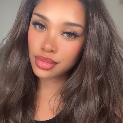 MissWeb3Divine's profile picture. ICP x @caffeineai | Crypto Enthusiast 🎯 | Miss Divine Beauty | Master Manifestor ✨| @shefiorg S15 | Crypto Fight Club @chainfightclub |