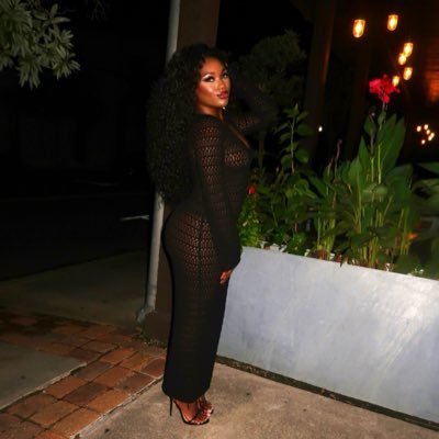 ambrielrm's profile picture. 
