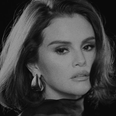 sobbher's profile picture. in a serious relationship with Bruno Mars