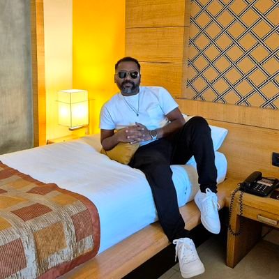 Naresh17215805's profile picture. 