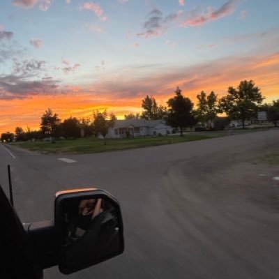 Haileyjones05's profile picture. 18🌟 selling 💸