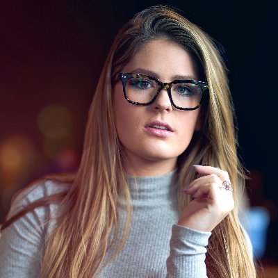 BellR67604's profile picture. 🇺🇸 Made in America new york . Powered by iced coffee, bad decisions, and unlimited Wi-Fi. Opinions are my own, unfortunately.