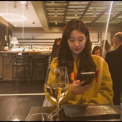 bookjoa00's profile picture. 책도 읽고 영화, 드라마도 봅니다. #컨텐츠중독자