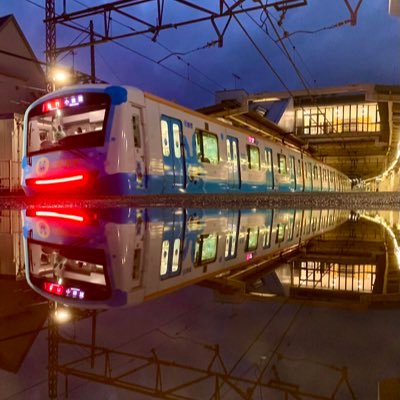 G9iygnS's profile picture. VSEをずうっと追っかけてました。引退してもVSE好きの心の中で走ってます。変わらず好きな時間に好きな場所で。ロマンスカーと風景と…もころん号を撮影してます。花、雲、川、水鏡、夕方が好きです。日々自分の足で探して撮影してます私有地の撮影は許可を得て撮影してます。なまはむこ、こじまこ、柏木由紀などのツイートを拝見してます