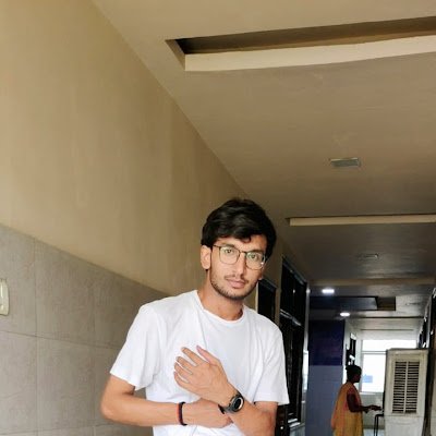 Amitnaraya6149's profile picture.