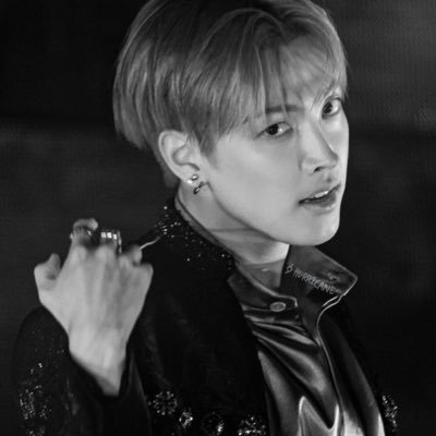 enteperverso's profile picture. ⠀⠀⠀⠀⠀ ㅤ ⠀ ━╋ 日没ㅤᅠ 🪓 ㅤindigno ㅤㅤㅤㅤde ser humano. (1977)