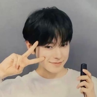 t_taeng1's profile picture. 소녀시대 | 레드벨벳 | 에스파 | 사쿠라 | 김민주 | TWS | stan girl group