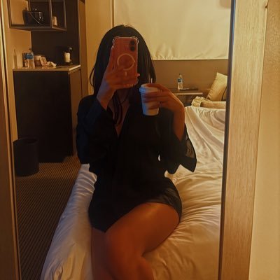 genmnz's profile picture. only twit + @mnzgenn / insta @ genesismnzz