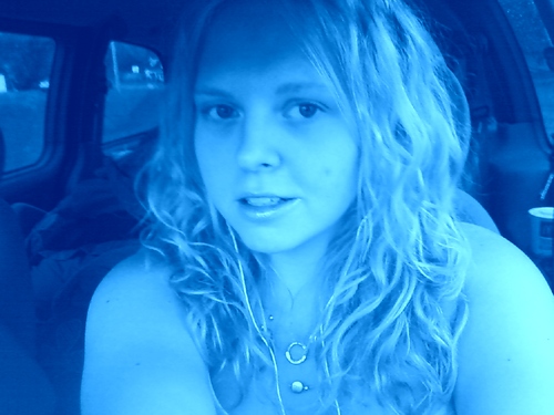 I'm 20 years old. Birthday August 18th. Curly blonde hair, baby blue eyes & a southern accent. Lookin for a southern boy to fall in love with xoxo