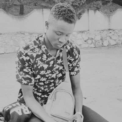 spencer9AFC's profile picture. 😍𝙂𝙤𝙤𝙣𝙚𝙧 𝙛𝙧 𝙡𝙞𝙛𝙚.
Medic by profession 
GOD ABOVE ❤️💜🧡//@arsenal forever ™️💥
All accounts matter
ocenemmanuelu@gmail.com