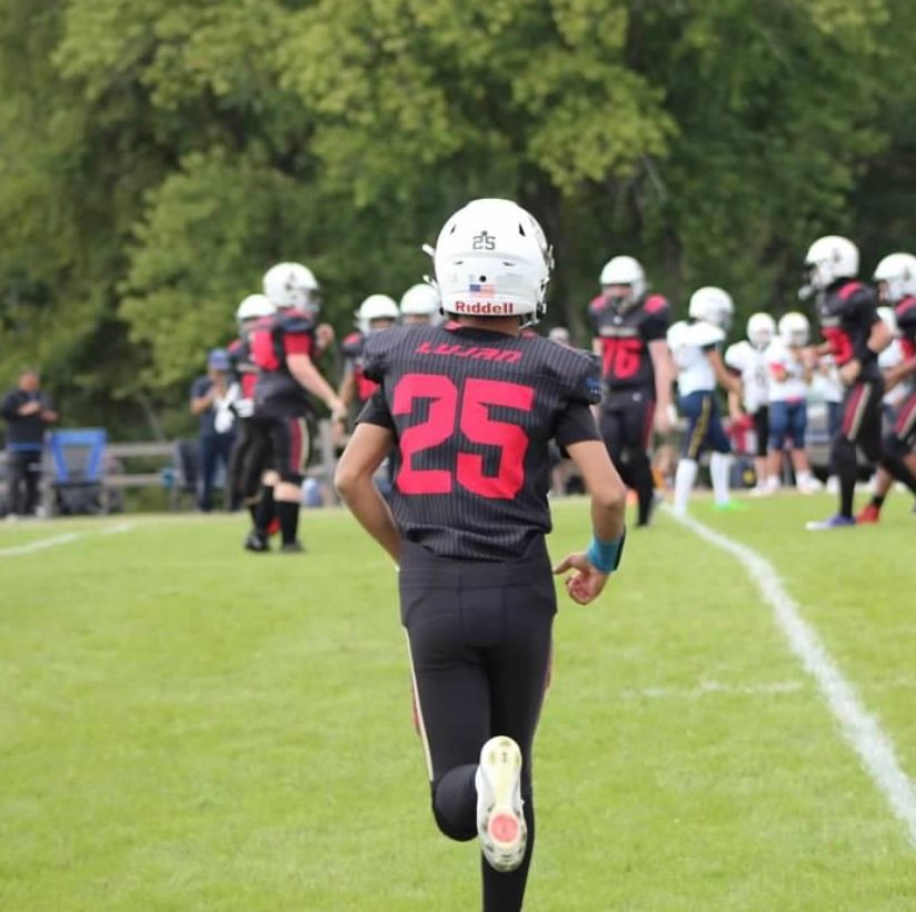 lujan2555's profile picture. Class of 2030 |  DE, WR, P, RB, CB | young skill trying to get offers | Lake villa lancers | Dm for questions