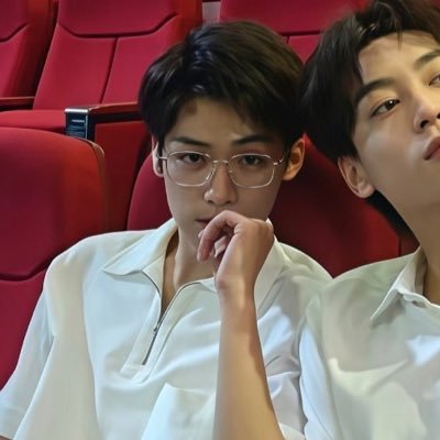 altchoco_'s profile picture. chengwei, txnzy — 愛してる、ずっと。