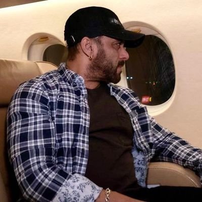 UltimateDead_'s profile picture. OLD is GONE, Come With New One
#SalmanKhan #BiggBoss19