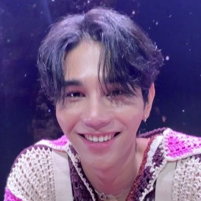 LuvPjeff's profile picture. Just love for @jeffsatur 🪐♥️