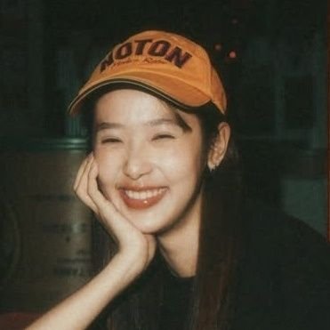 intwalzy's profile picture. ⠀⠀⠀⠀⠀⠀⠀⠀⠀⠀