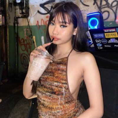 Maesoyummy22's profile picture. • Selling high quality contents • MOP Gcash •& Paypal• Tips are highly apprised ❤️https://t.co/2wYvEk7D75