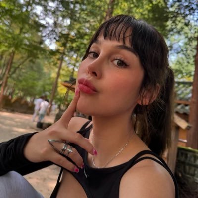 FelixKate243703's profile picture. 