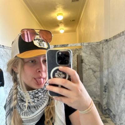 @cclairemcd