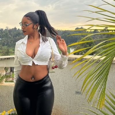 She_is_miriam's profile picture. Petra quadra kamba ✨🇰🇪