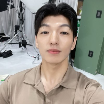 llll3014's profile picture. 다이엔입니다🇰🇷 #BTC #TESLA #ETH #경제 #사회 사업과 운동하는 야핑러
맞팔과 상호작용으로 야핑검사할겁니다!