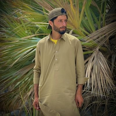 naseeb_jaan18's profile picture. Student.Viratkohlifan.