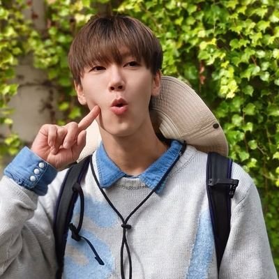 angellee27142's profile picture. tenlee_1001이영흠,텐이,テン,李永钦🐈‍⬛🍀💜😼
Angel นางฟ้า=เตนล์
แอคหลัก: @linliying_14272
#TENasYSLAmbassador