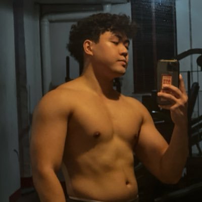 donkatsuuu's profile picture. former art director, graphic designer. ust-cfad, fotomasino