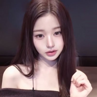 lovedlock's profile picture. 