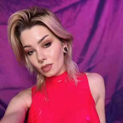 Jane01328653947's profile picture. Am a professional mistress am looking for a submissive slave if you are interested in me send me messages